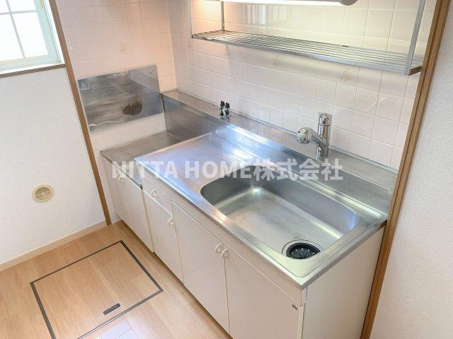 サニーヒル大歳　Ｂのキッチン|ガスコンロ設置タイプのキッチンです◆