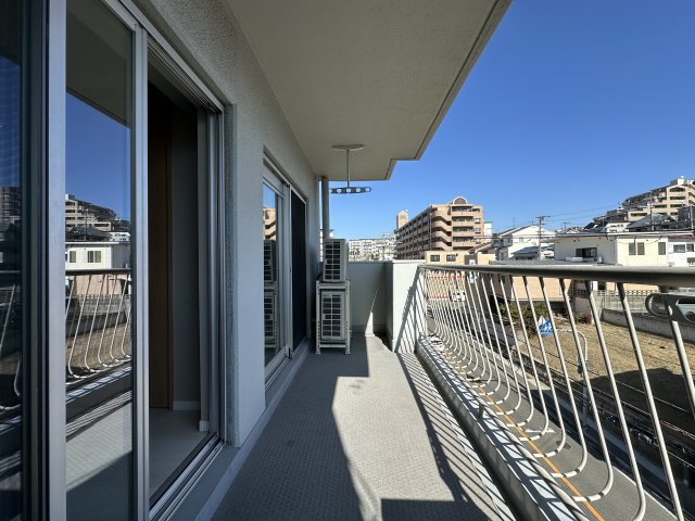 上高丸コーポラスのバルコニー