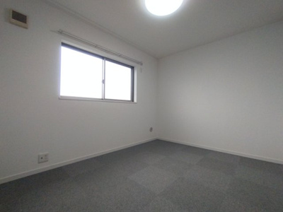 【洋室】 | ウェストヴィレッジⅠ | 6.0帖：カーペットフロア