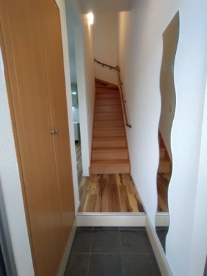 【玄関】 | ウェストヴィレッジⅠ