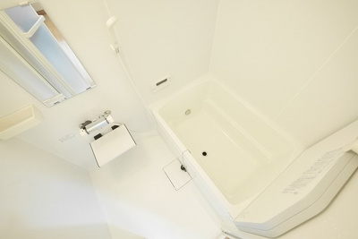 【浴室】 | neuhaus | きれいなお風呂です