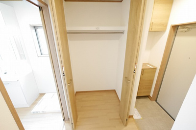 【収納】 | neuhaus | 便利な収納スペースです