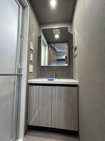 クロスレジデンス蒲田Ⅱの独立洗面台