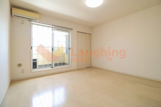 リブレア南久留米駅前の洋室