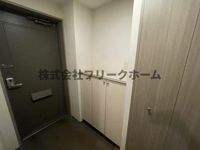 小金井市東町４丁目の賃貸マンションの玄関