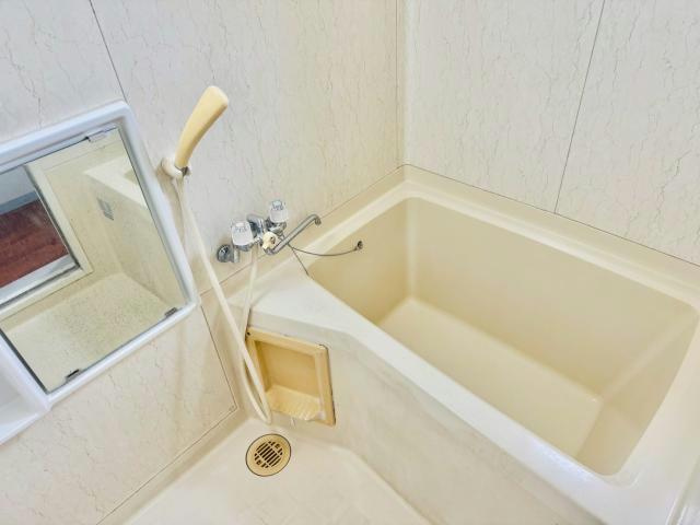 パストラルハイツＡ棟の浴室