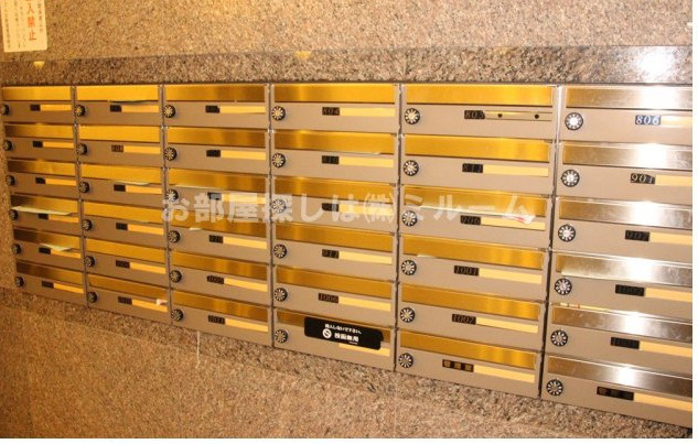 ルーブル北新宿のその他共用部分|メールボックス