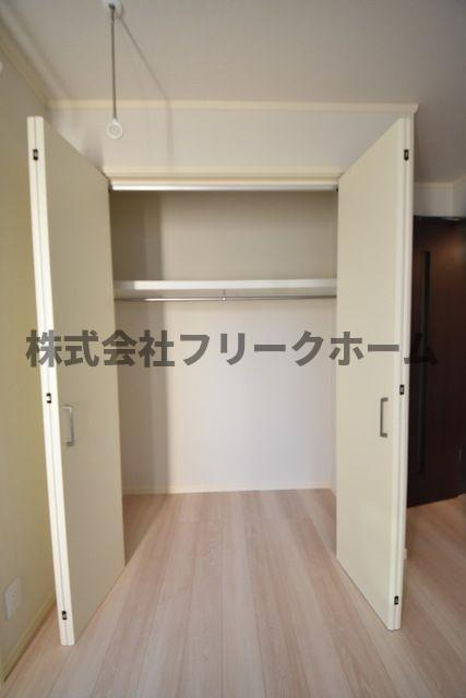 武蔵野市吉祥寺南町４丁目のアパートの収納