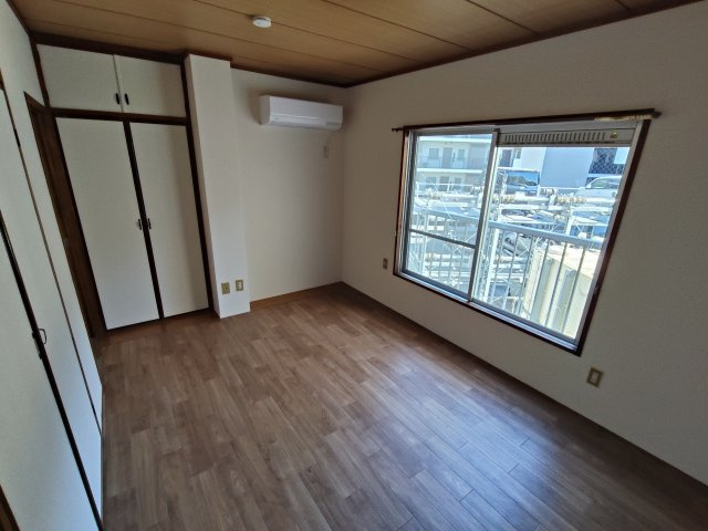 ハウスレガロの居間・リビング