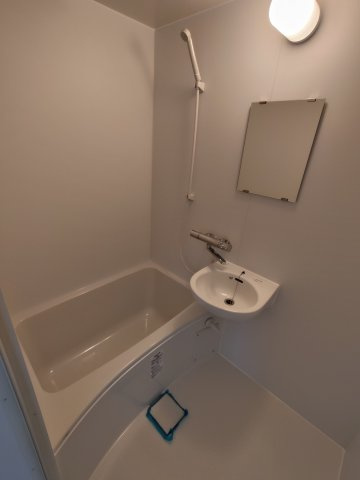 ハウスレガロの浴室