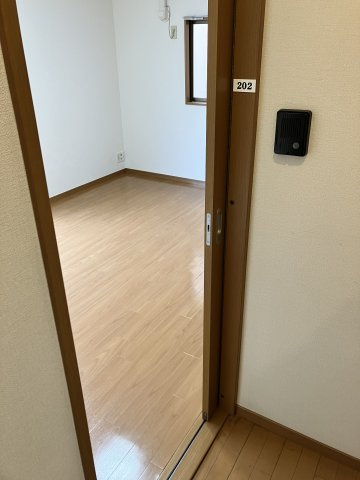 クラート千駄木の玄関