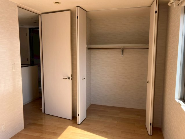 宇多津町浜七番丁　大和ハウス工業施工　戸建住宅の収納