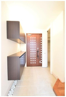 宇多津町浜七番丁　大和ハウス工業施工　戸建住宅の玄関