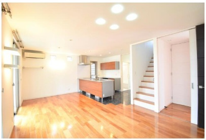 宇多津町浜七番丁　大和ハウス工業施工　戸建住宅の居間・リビング