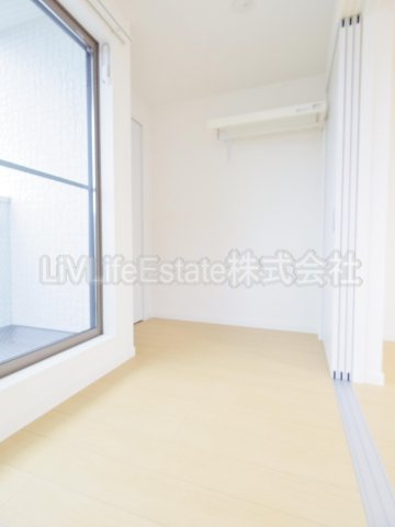 ＬＵＸＩＳ久米川の洋室