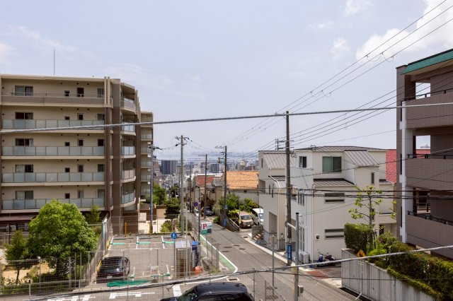 神戸市灘区高尾通1丁目新築一戸建て│3LDK+駐車2台可(車種制限有)の展望|2階バルコニーからの眺望写真です。