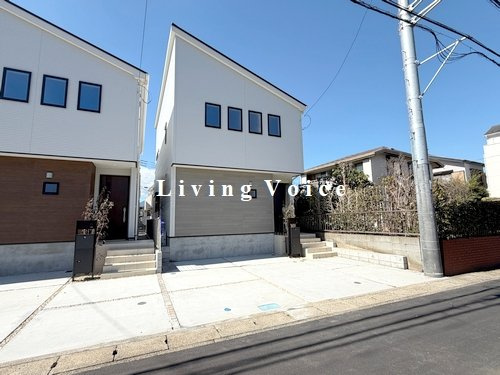 【前面道路含む現地写真】 | 【仲介手数料０円】厚木市妻田東1丁目1期　新築一戸建て　全3棟 | 【仲介手数料０円】厚木市妻田東1丁目1期　新築一戸建て　全3棟