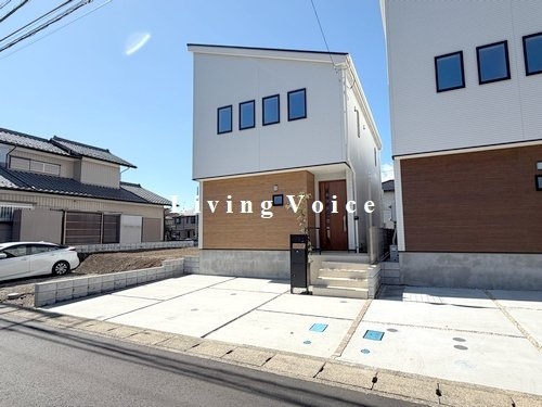 【外観】 | 【仲介手数料０円】厚木市妻田東1丁目1期　新築一戸建て　全3棟 | 全体【仲介手数料０円】厚木市妻田東1丁目1期　新築一戸建て　全3棟