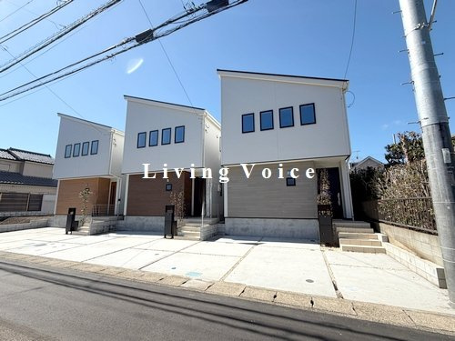 【外観】 | 【仲介手数料０円】厚木市妻田東1丁目1期　新築一戸建て　1号棟　全3棟 | 全体【仲介手数料０円】厚木市妻田東1丁目1期　新築一戸建て　全3棟