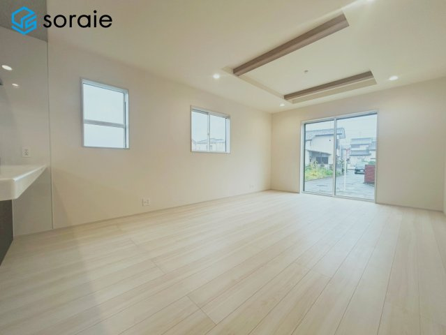 川越市上戸新町3期　全1棟　新築戸建　の居間・リビング|2026/5/21撮影