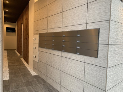 【エントランス】 | アビタシオン桃谷 | 素敵なエントランスのマンションに暮らそう。