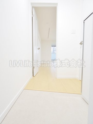 ＬＵＸＩＳ久米川の玄関