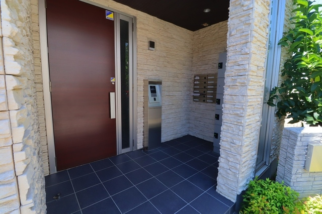 キャッスル西大宮のエントランス|エントランスです。