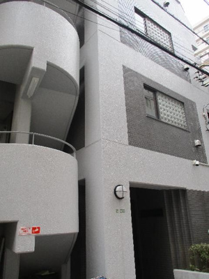 【エントランス】 | 明大前高山ビル