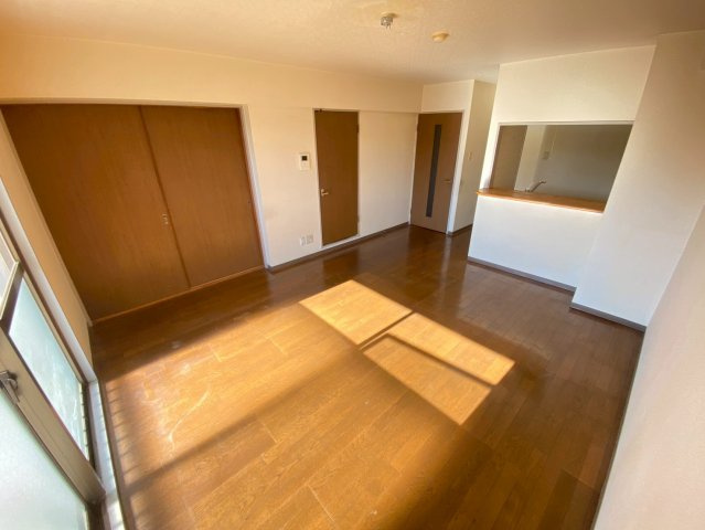 【居間・リビング】