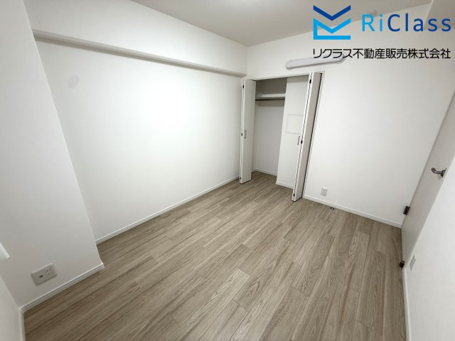 サンドール長田南館の洋室|クローゼットあります