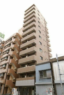 【外観】 | 鉄筋コンクリート造のがっちりとした建物。