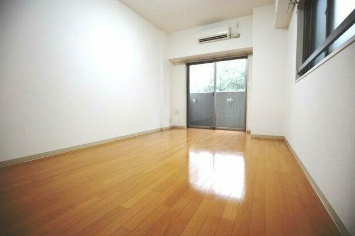 【居間・リビング】 | サンスタレ中村橋 | 8.5帖のきれいな洋室。