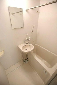 【浴室】 | サンスタレ中村橋 | 浴室乾燥機付きバス。