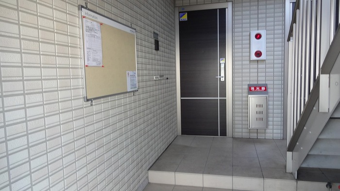 クレール・Tの玄関