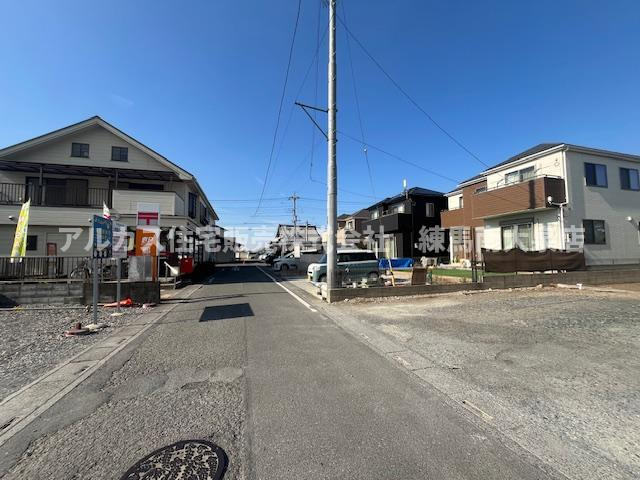 富士見市上南畑　中古一戸建　東武東上線　志木の前面道路含む現地写真