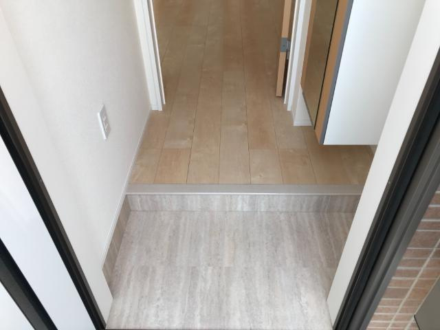 三木市緑が丘町本町一丁目新築アパートの玄関|玄関