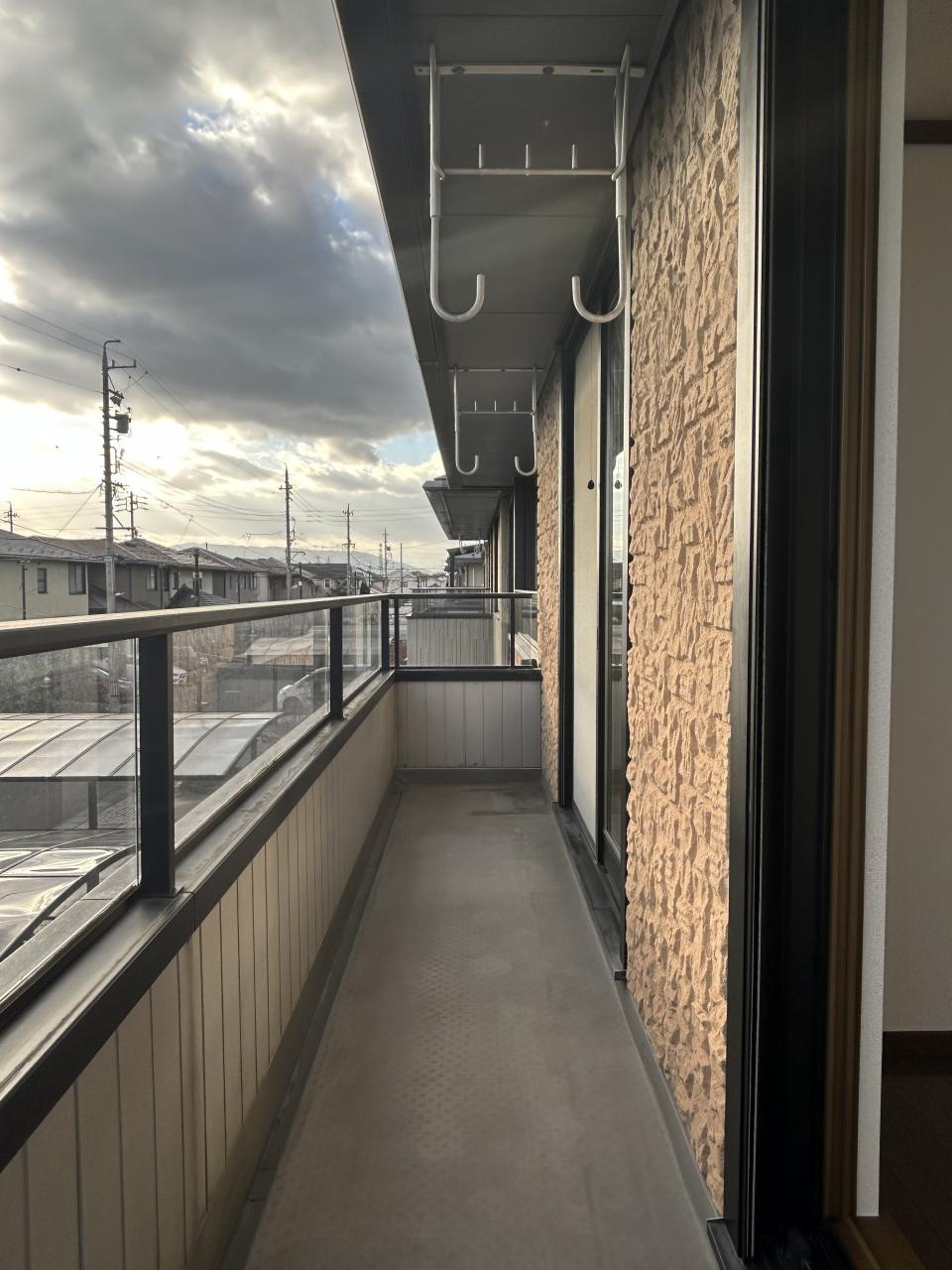 リフォーム済中古戸建　大垣市南一色町　平成13年築のバルコニー