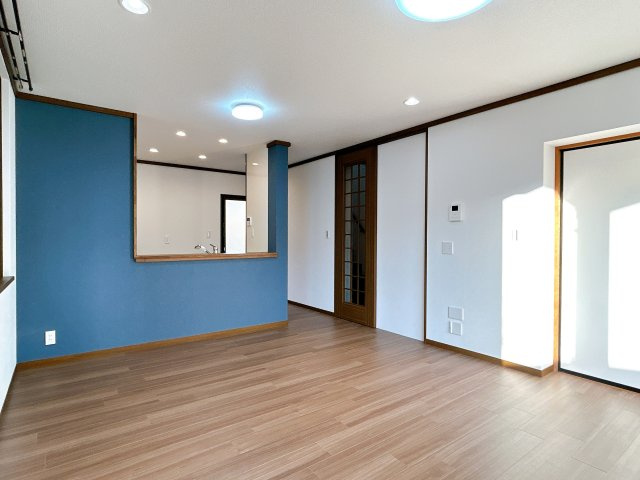 リフォーム済中古戸建　大垣市南一色町　平成13年築の居間・リビング