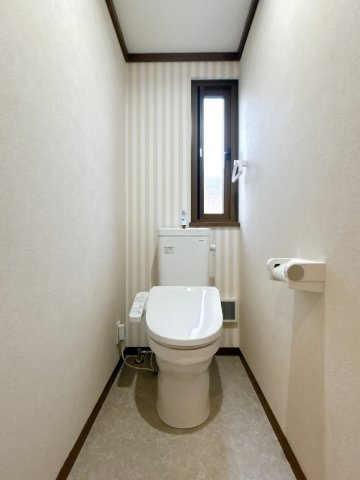 リフォーム済中古戸建　大垣市南一色町　平成13年築のトイレ