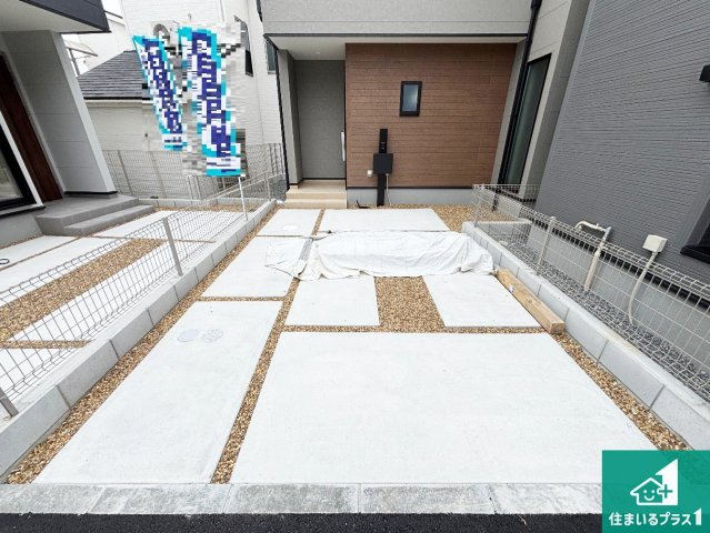茨木市上野町　第7期　新築一戸建ての駐車場|駐車スペース！散水栓があるので、こまめに愛車を洗えます！