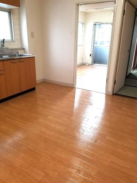 サンコーポ笹塚の居間・リビング