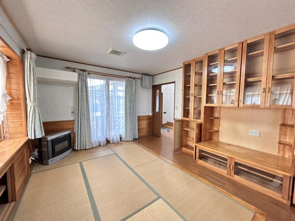 八戸市大字田面木字上田面木の居間・リビング