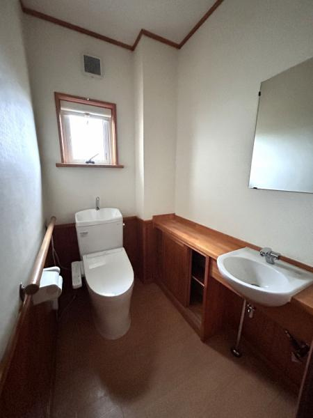 八戸市大字田面木字上田面木のトイレ