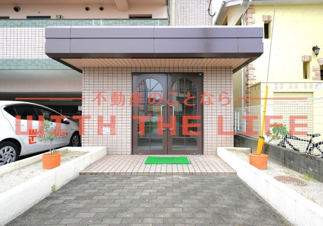 ピュアクローネⅠ【キャッシュバック対象物件】のエントランス|毎日通るエントランスはこのようになっています