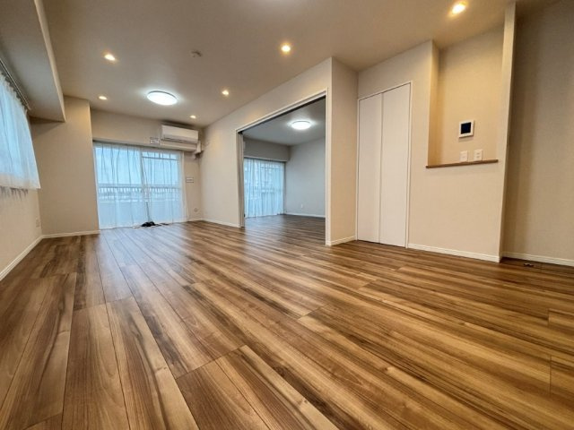 蓮生寺公園通り三番街の画像