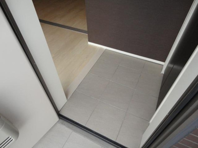 【玄関】 | ラ・プリミェール翔 | 玄関