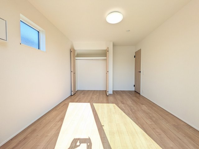 八王子市　四谷町　新築一戸建て　１期の収納|～収納力の高いクローゼット完備～