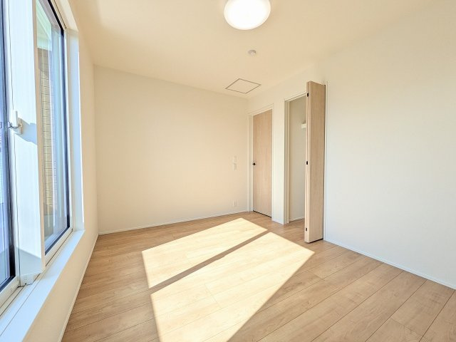 八王子市　四谷町　新築一戸建て　１期の収納|～収納力の高いクローゼット完備～