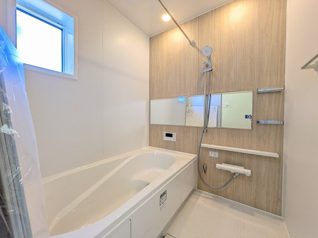 八王子市　四谷町　新築一戸建て　１期の浴室|～のびのびくつろげるバスルーム　１日の締めくくりに癒やしのバスタイムを～