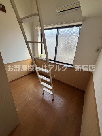 アーバンプレイス丸山Ⅱの居間・リビング